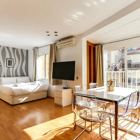 Luminous 2 Bedroom Next To Sagrada Familia * Barcelona