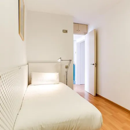 Apartment Luminous 2 Bedroom Next To Sagrada Familia