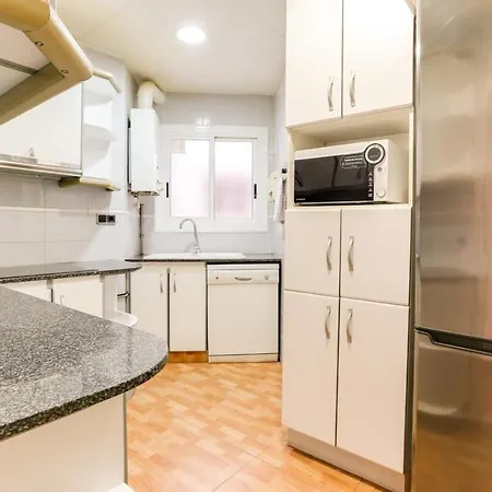Luminous 2 Bedroom Next To Sagrada Familia Barcelona