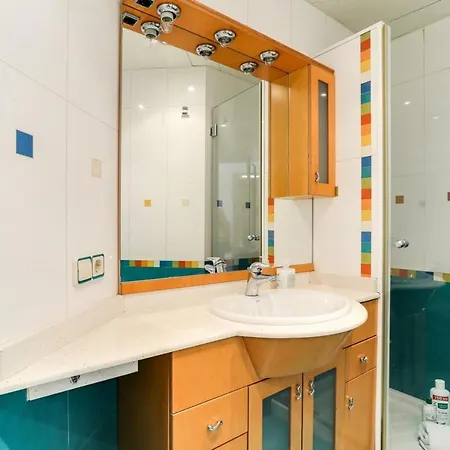 Apartment Luminous 2 Bedroom Next To Sagrada Familia