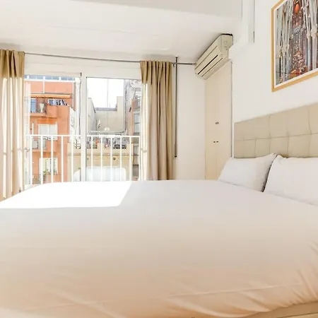 Apartment Luminous 2 Bedroom Next To Sagrada Familia Barcelona