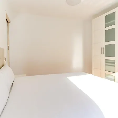Luminous 2 Bedroom Next To Sagrada Familia * Barcelona