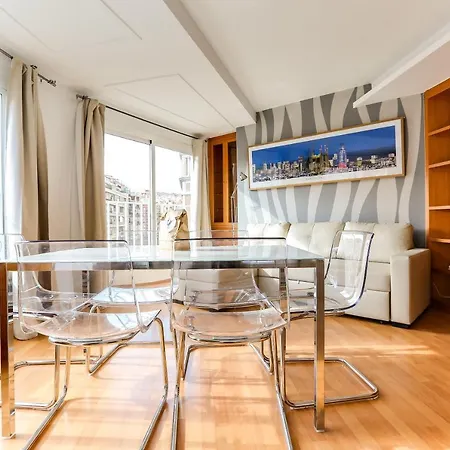 Luminous 2 Bedroom Next To Sagrada Familia Barcelona