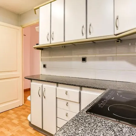 Luminous 2 Bedroom Next To Sagrada Familia Appartement *